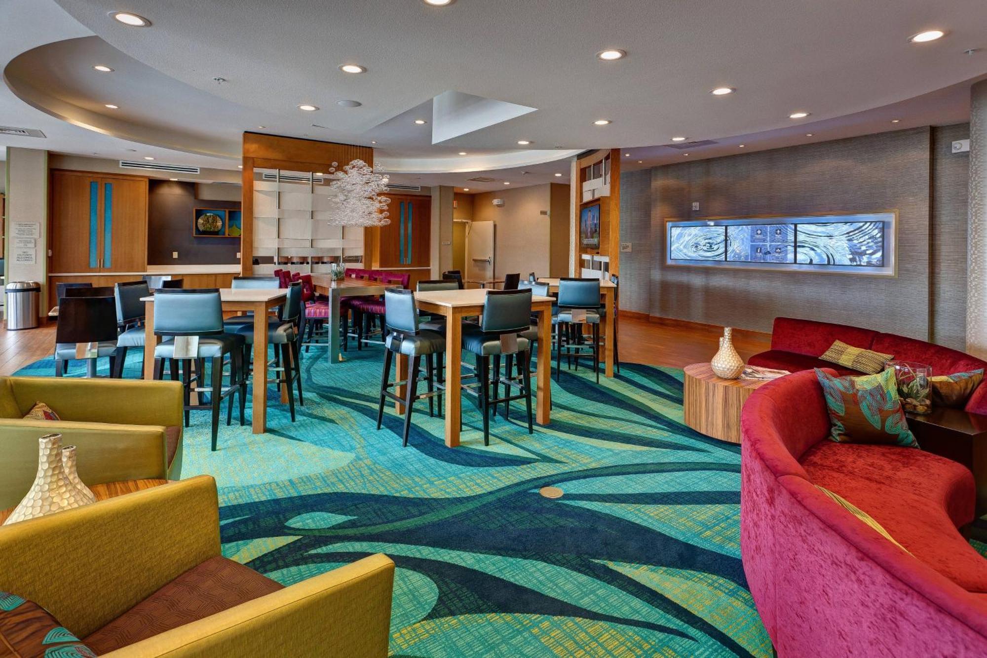 Springhill Suites By Marriott Wichita Airport Exterior photo