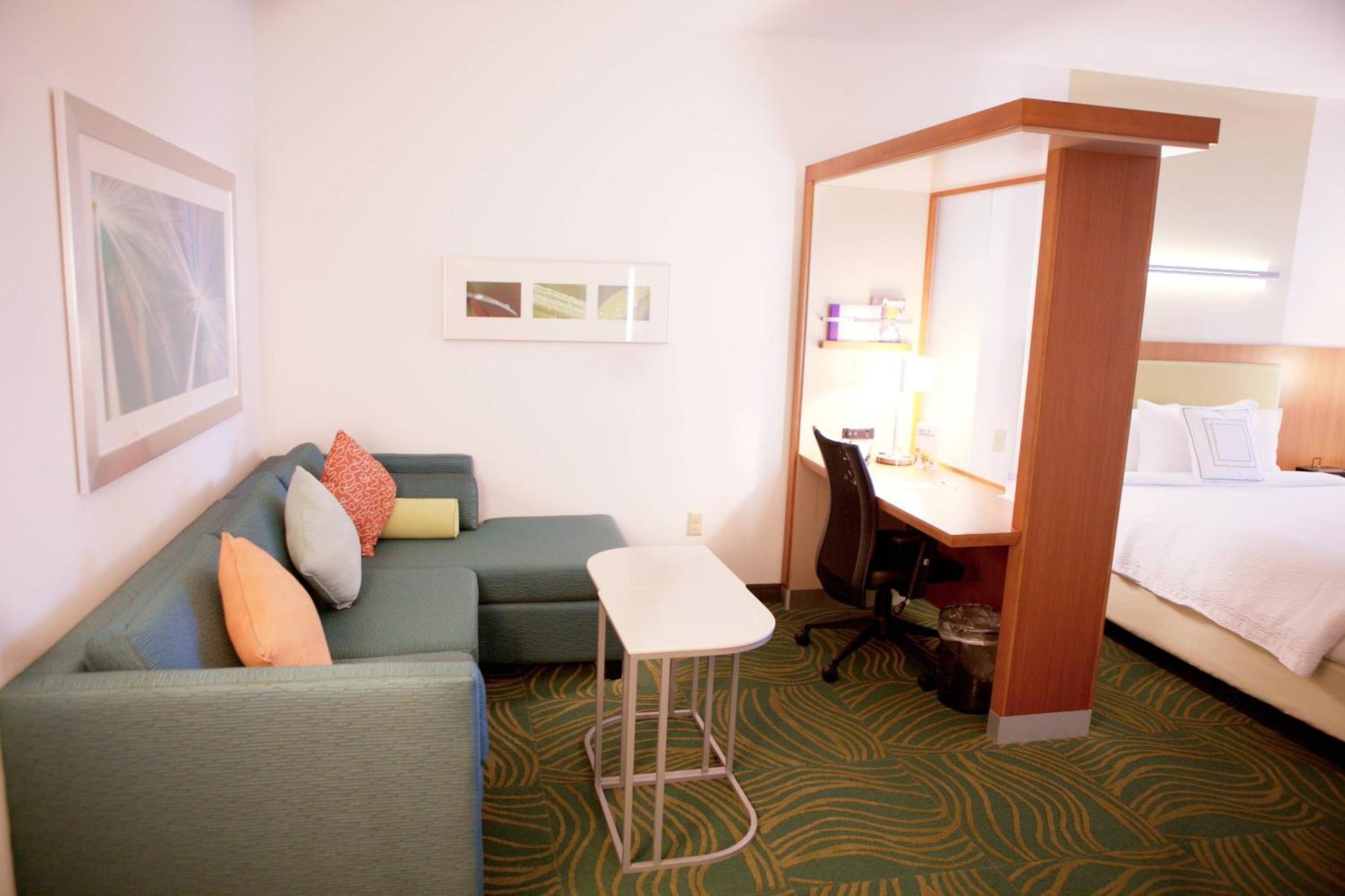 Springhill Suites By Marriott Wichita Airport Exterior photo