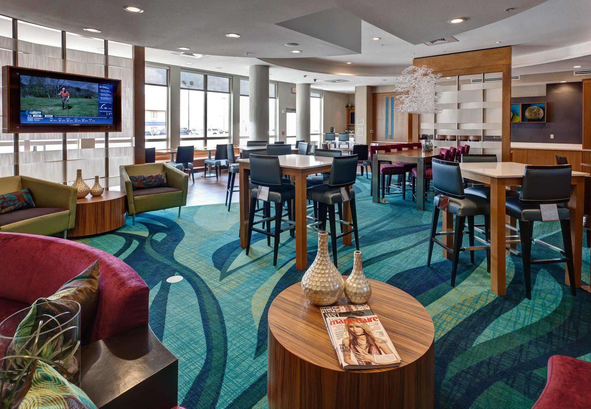 Springhill Suites By Marriott Wichita Airport Exterior photo